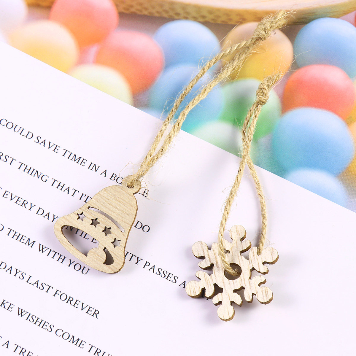 50pcs Cartoon Wooden Pendants  – Art Craft Christmas Ideas Bewertung und Preis